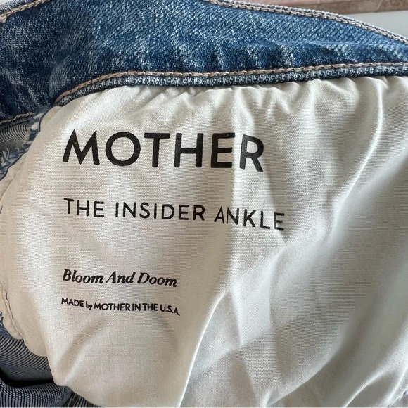 Mother Denim Insider High Rise Ankle Flare Jeans Bloom and Doom 32 Classic NWT - Picture 4 of 8
